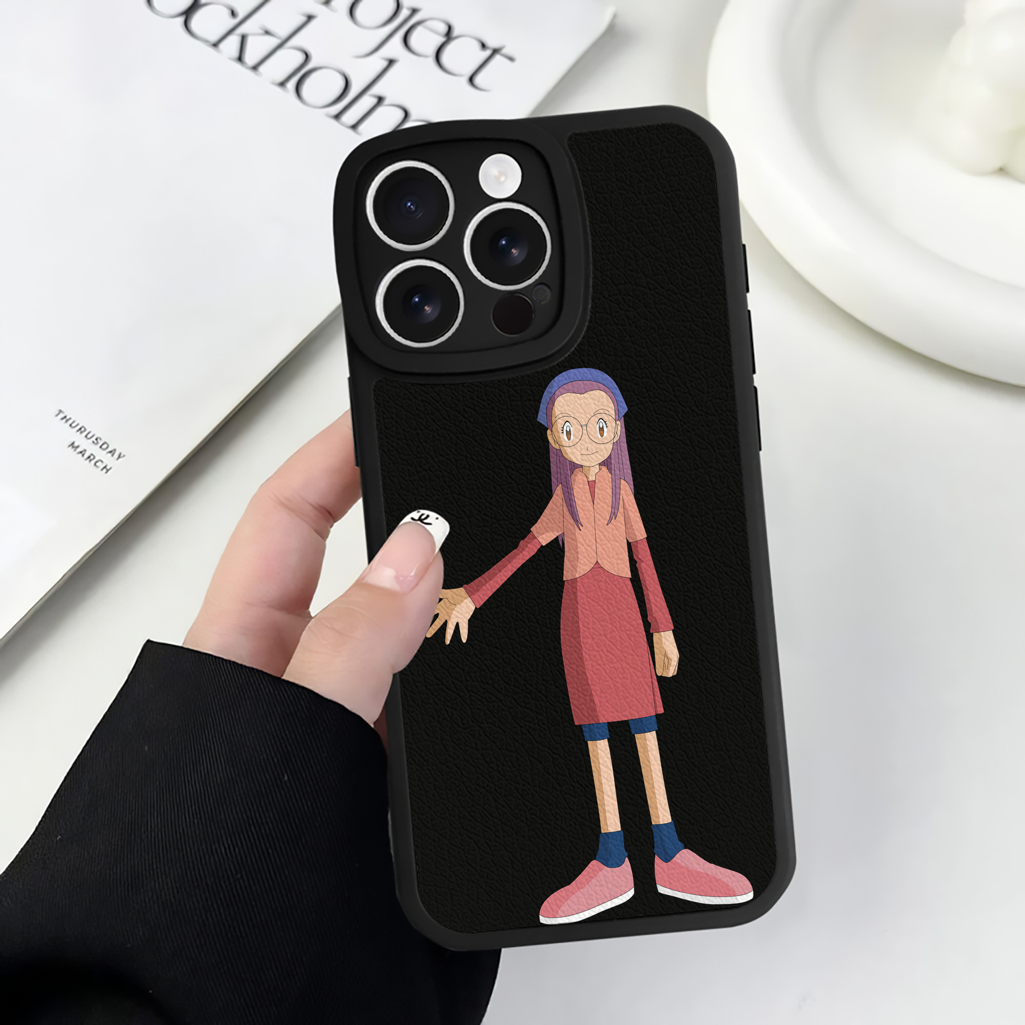 （画像用） Digimon デジタルモンスター/デジモン 【iPhone 16シリーズ対応】シリコンスマホケース（レザー調） 材質：シリコン